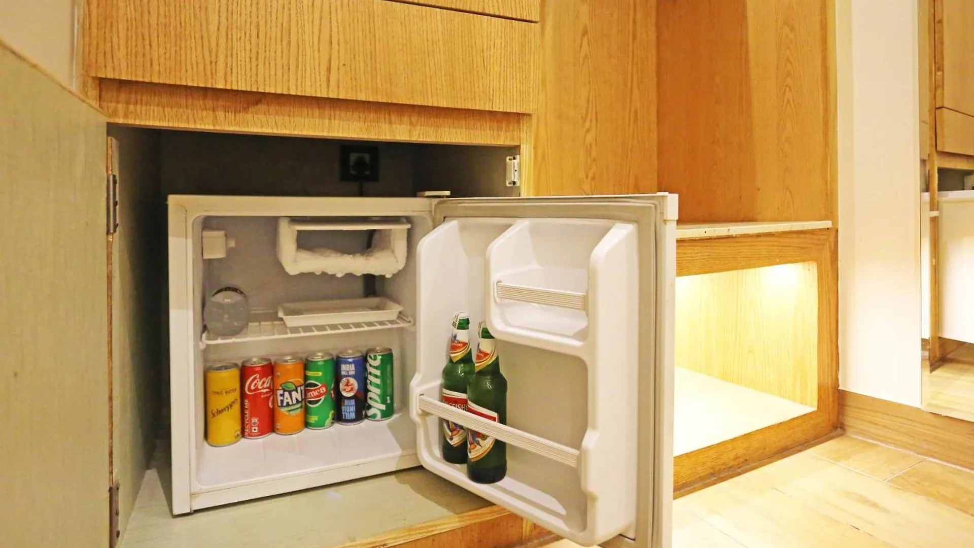 Jrd Luxury-Business Hotel New Delhi